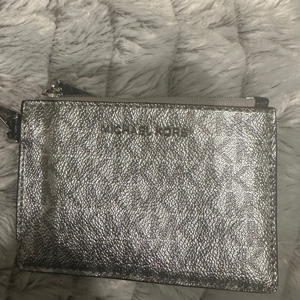 Michael kors silver coin purse